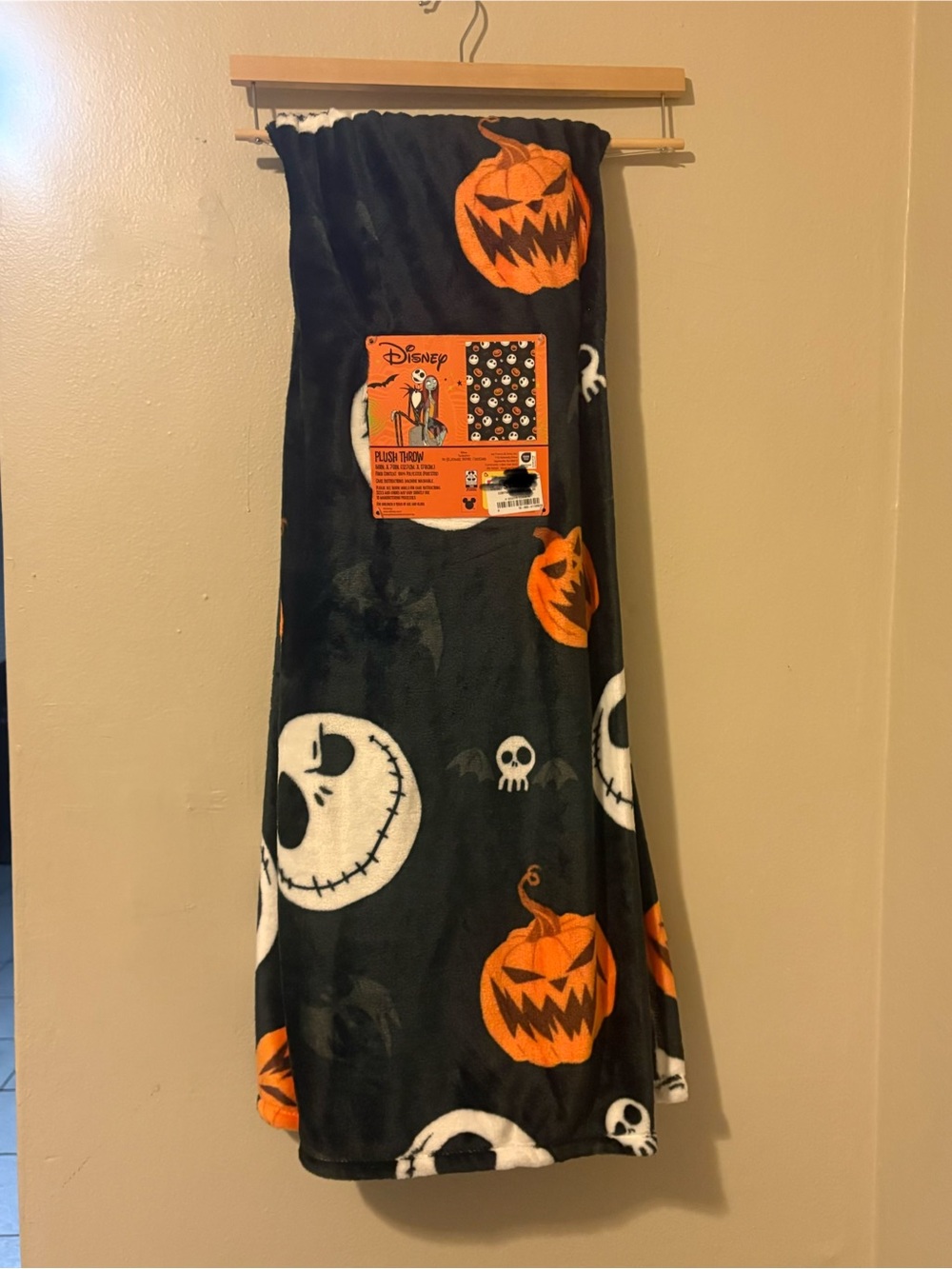 Disney Nightmare before Christmas Halloween oversized throw blanket